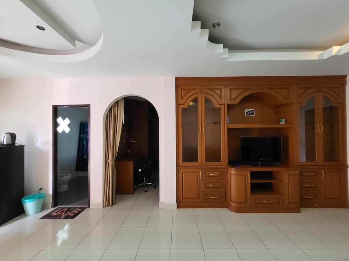 Marin House Pattaya Apartment Exterior photo